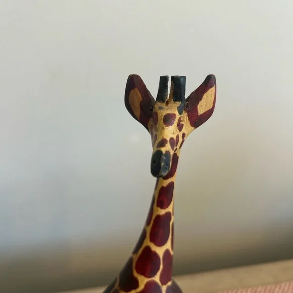 Vintage Wooden Giraffe Statue Tall MCM Primitive Folk Art 8.25” - Picture 2 of 10